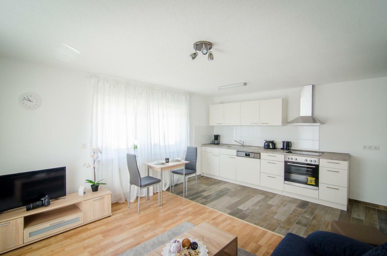 Bb-Apartment Бьоблинген Екстериор снимка
